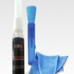 Buy today Universal Cleaning kit & protect electronic accessories form dust 